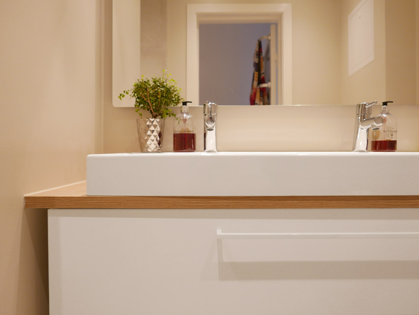 Enkel Fornyelse Butinox Lite Bad Med Flotte Detaljer